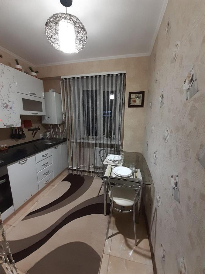 Ferienwohnung Двокімнатна Schepetiwka Exterior foto